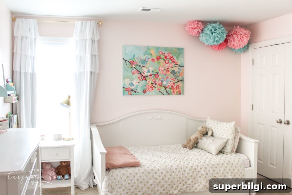 30-Day Decluttering Email Challenge to Clear Your Home 4 Big Girl Room | Less of a Hot Mess Decluttering E-mail Challenge