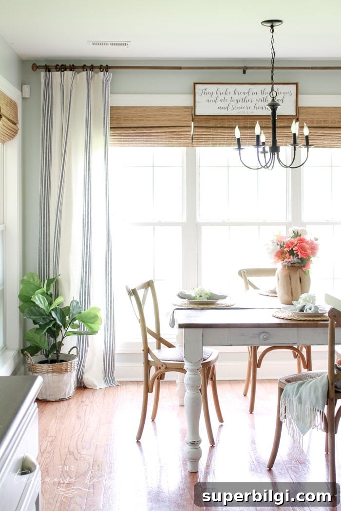 Gorgeous Kitchen Chandeliers That Elevate Your Space 3 Casual farmhouse kitchen