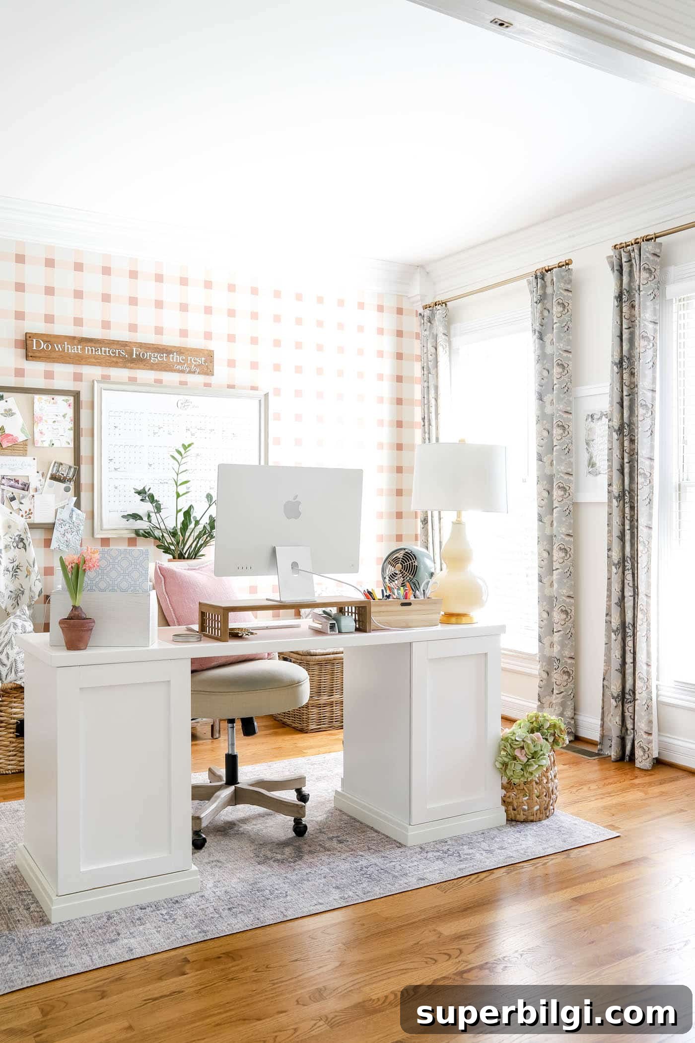 10 Office Decor Ideas to Transform Your Workspace 12 pink and white office with floating desk.