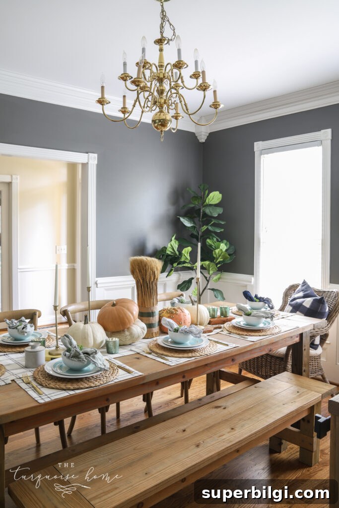 Casual Friendsgiving: Hosting Tips and Decor Ideas 11 Fall Tablescape for Thanksgiving