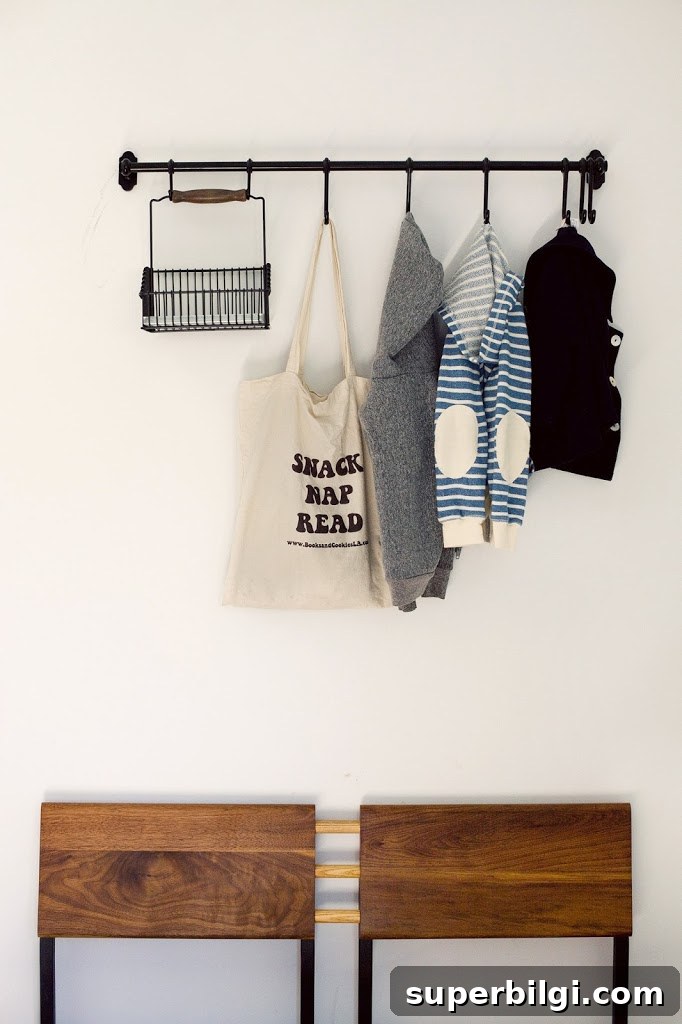 15 Space-Saving Storage Ideas for Small Entryways 18 img 36622 22