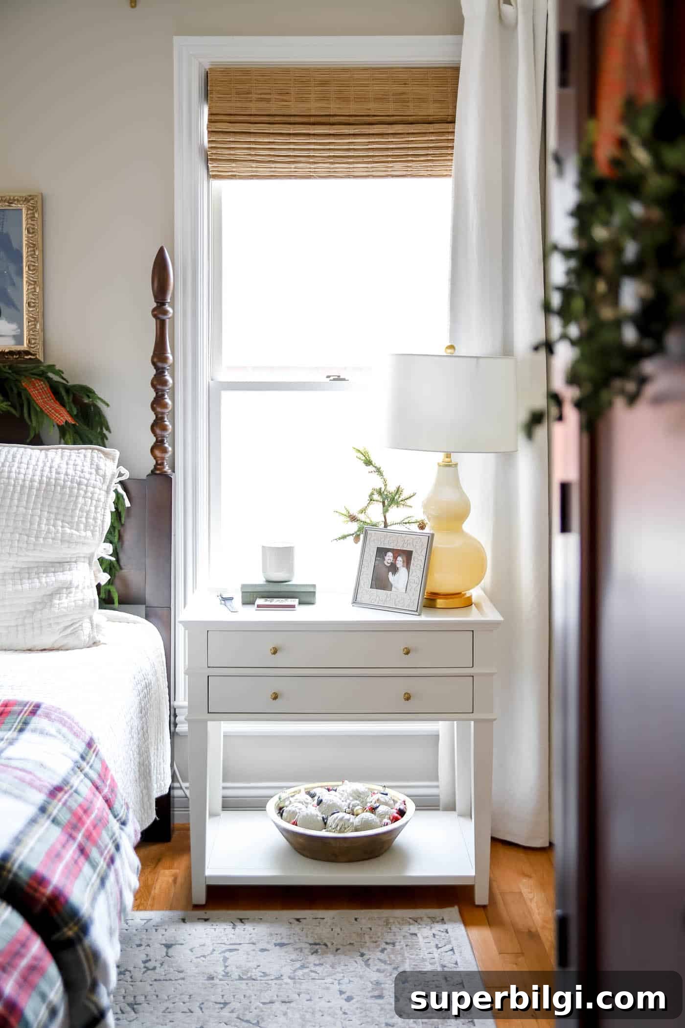 Cozy Christmas Bedroom Decorating Ideas and Inspiration 6 Nightstand in Christmas bedroom