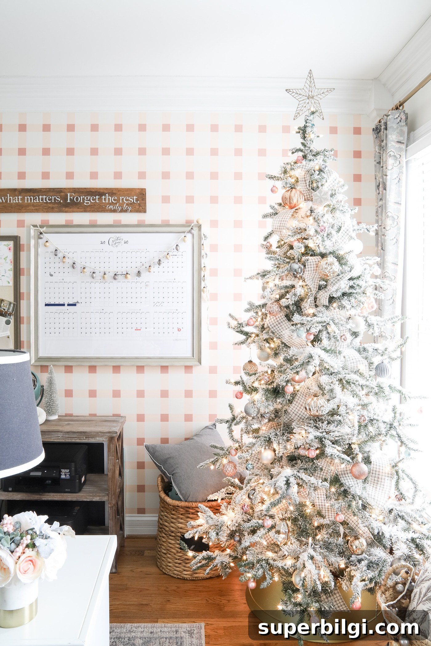 Blush and Brass Christmas Office Decor Ideas 13 Office Christmas Decor with Flocked Tree