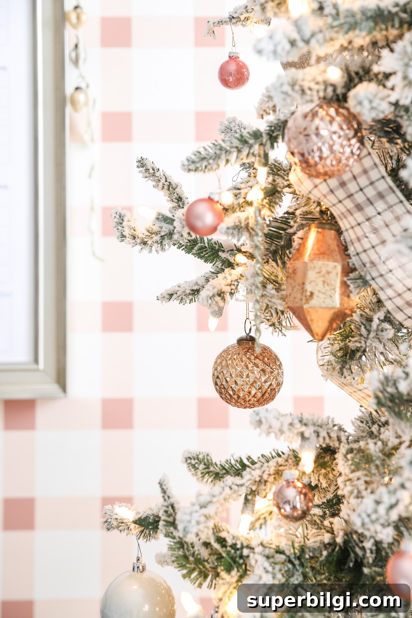 Blush and Brass Christmas Office Decor Ideas 7 Gold & Blush Ornaments in Girly Christmas Office