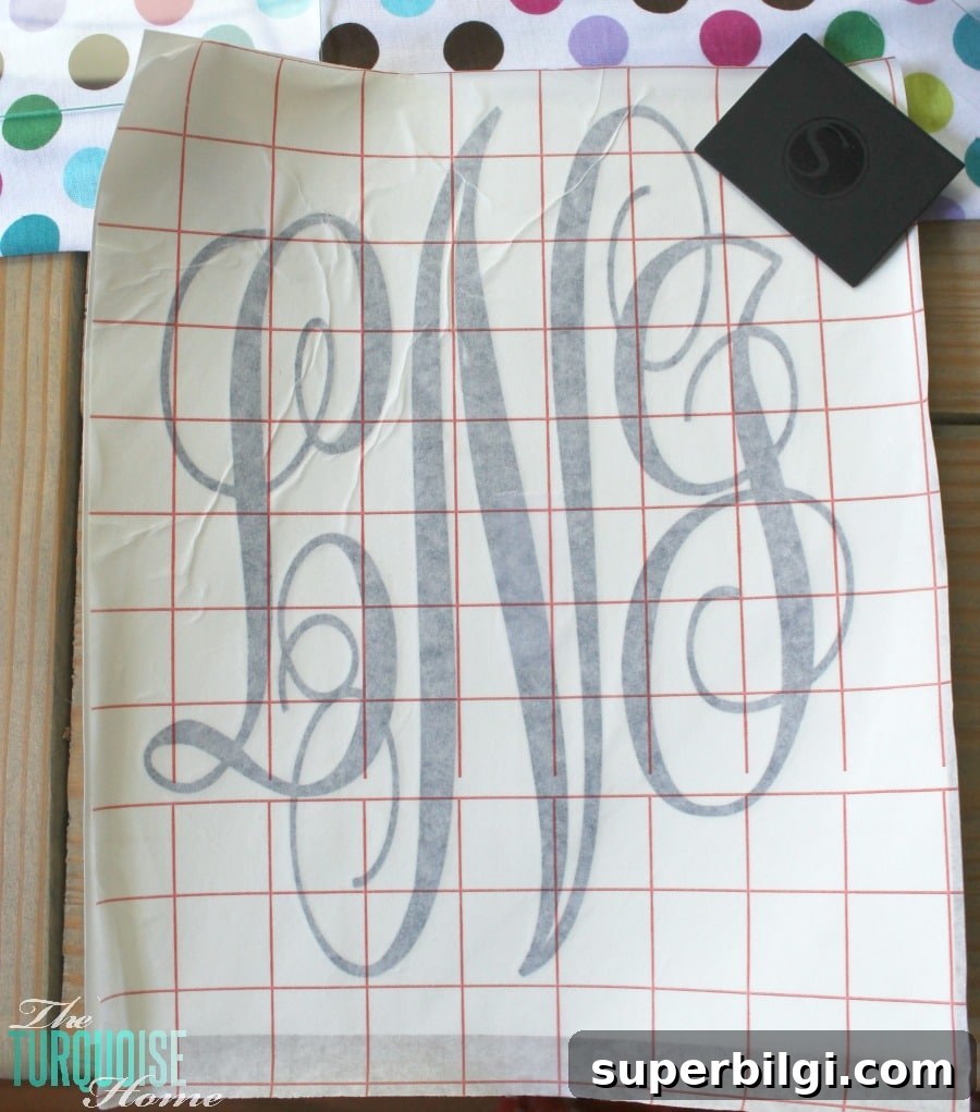 DIY Vinyl Monogram Tutorial: Step-by-Step for Beginners 16 How to Create a Simple Vinyl Monogram {A Silhouette Tutorial for Beginners}