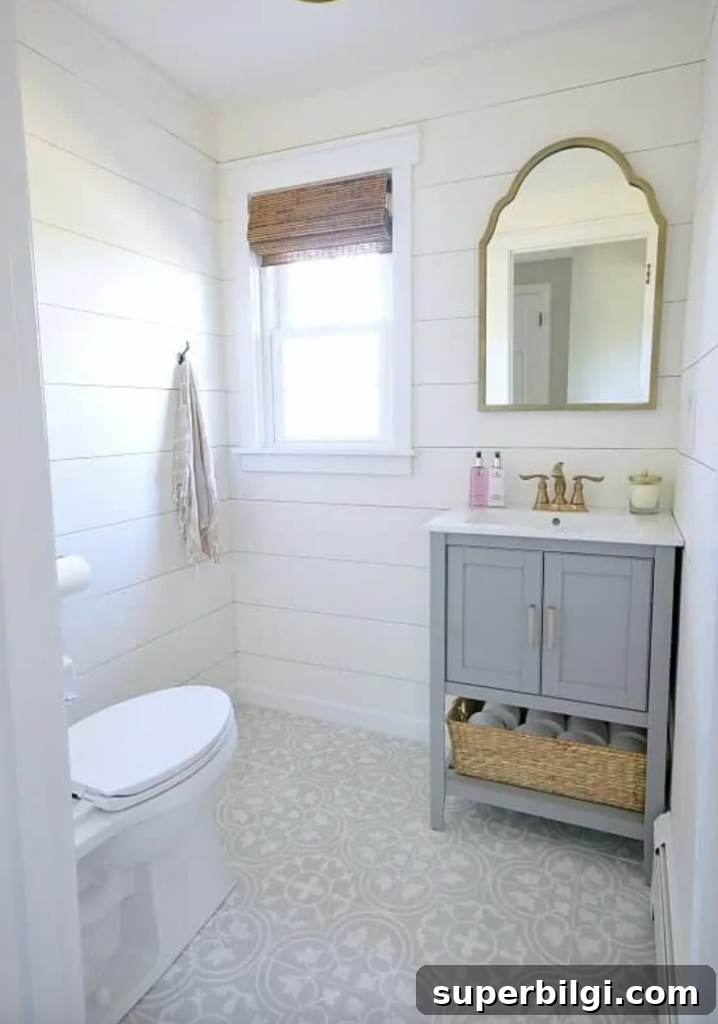 Benjamin Moore Swiss Coffee Paint: Shade, Uses and Pairings 5 small powder room makeover