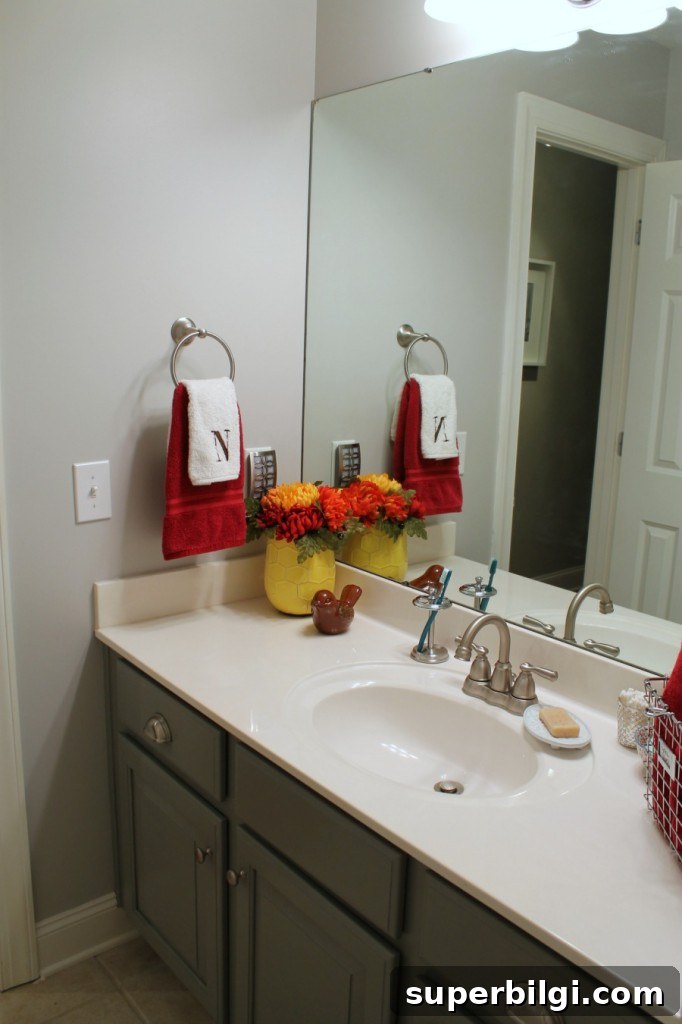 Americana-Style Guest Bathroom Makeover 5 Traditional-Americana Guest Bathroom Update: painted walls, cabinets, new hardware and a punch of color!