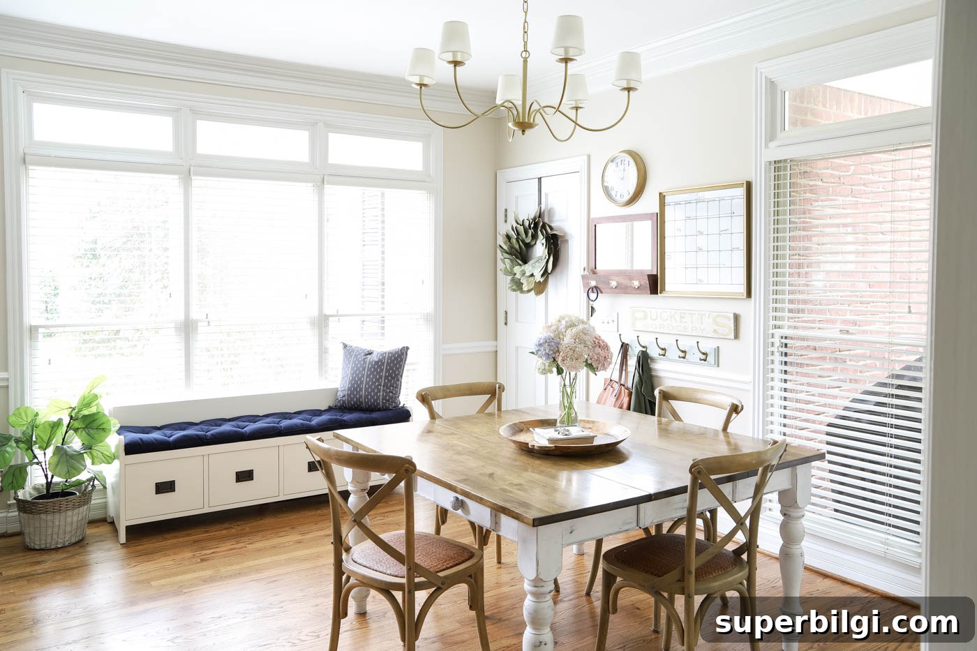Traditional Eat-In Kitchen Renovation Ideas 14 Bench Storage under the Window