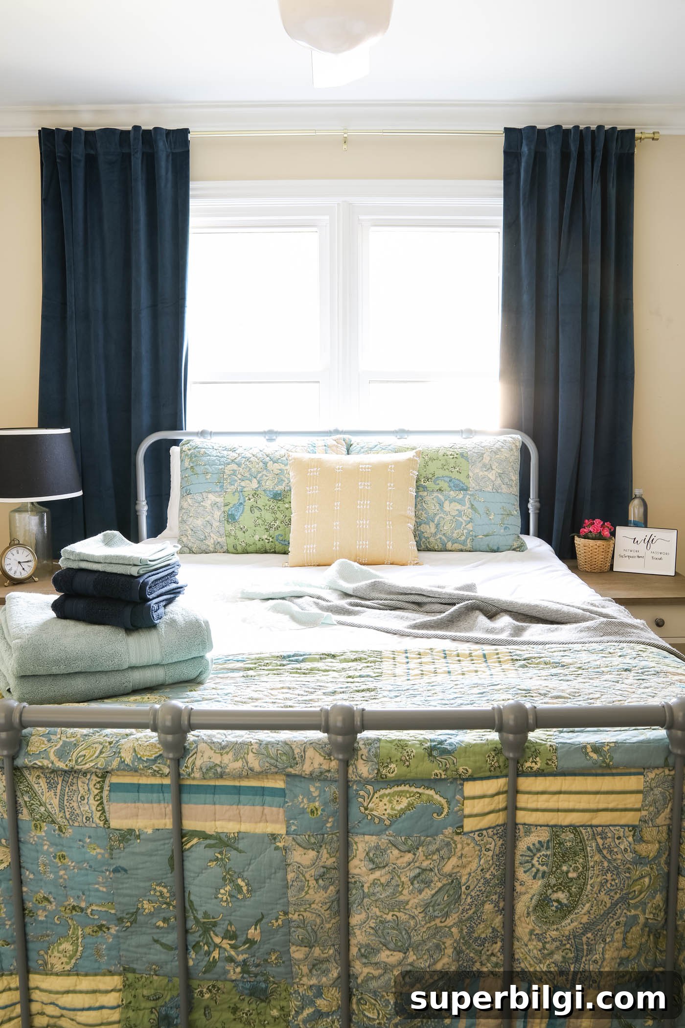 Guest Room Essentials to Make Visitors Feel at Home 2 Guest Room Essentials