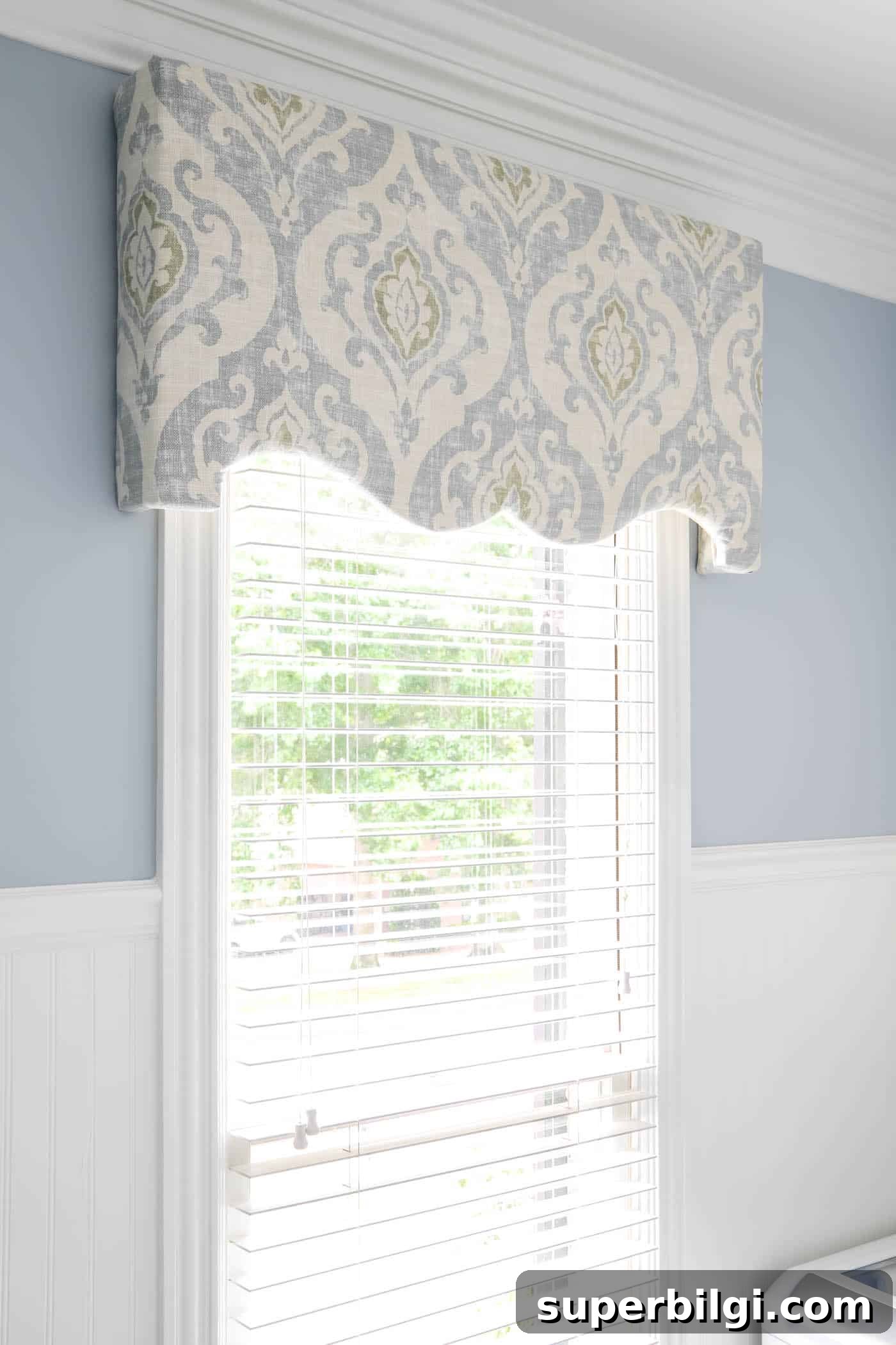 DIY Cornice Board tutorial