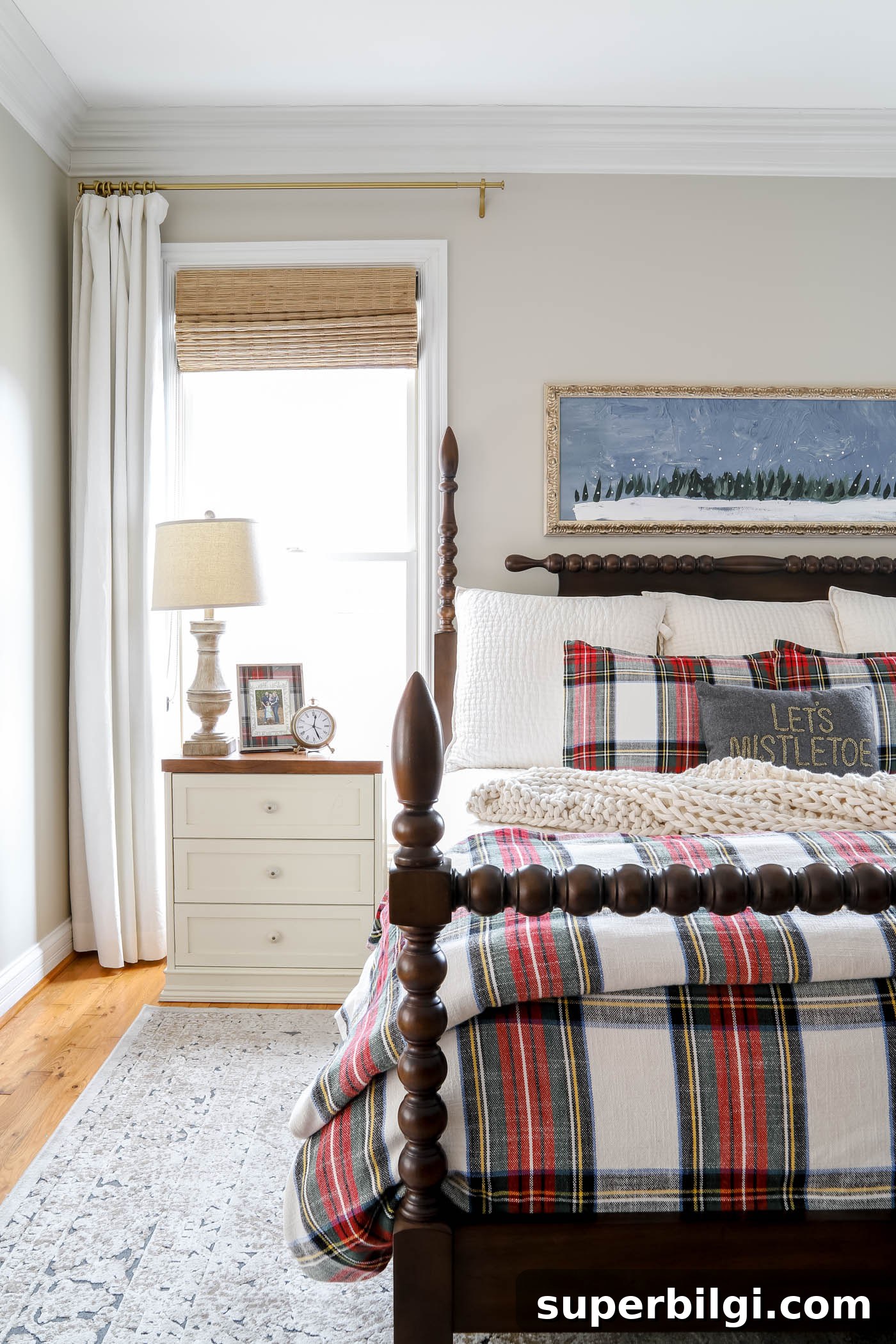 Holiday Shopping Strategies to Save Time and Money 6 Christmas Decor in the Bedroom