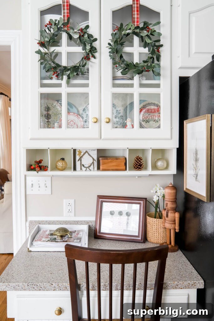 Cozy Plaid Christmas Kitchen Decor Ideas 13 Christmas Kitchen Cabinet Decor