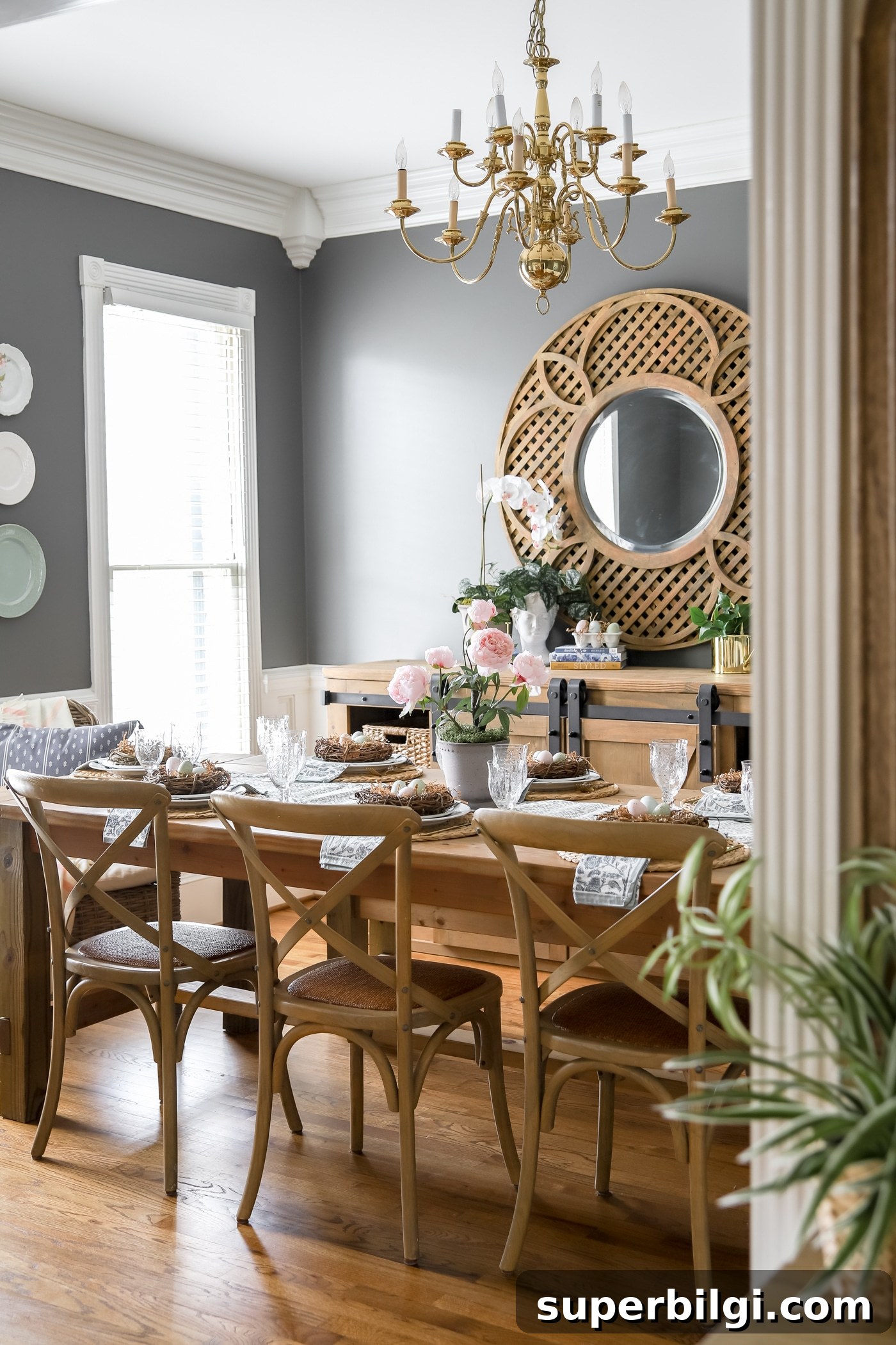 Most-Viewed Posts of 2021: Top Articles and Highlights 6 Gray Dining Room with Spring Table Decor