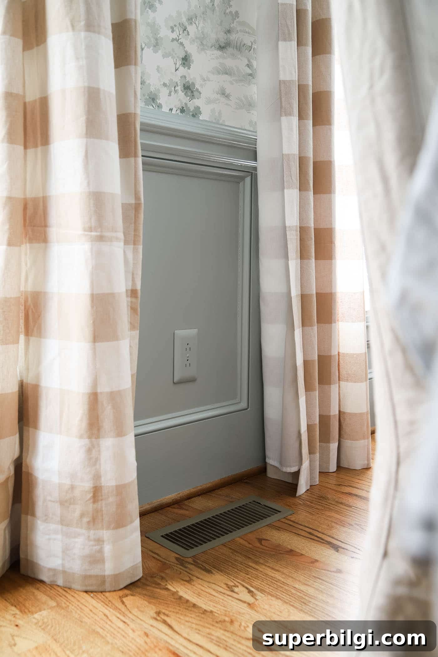 How to Paint Outlet Covers for a Seamless Finish 6 Painted Wall Outlet Cover