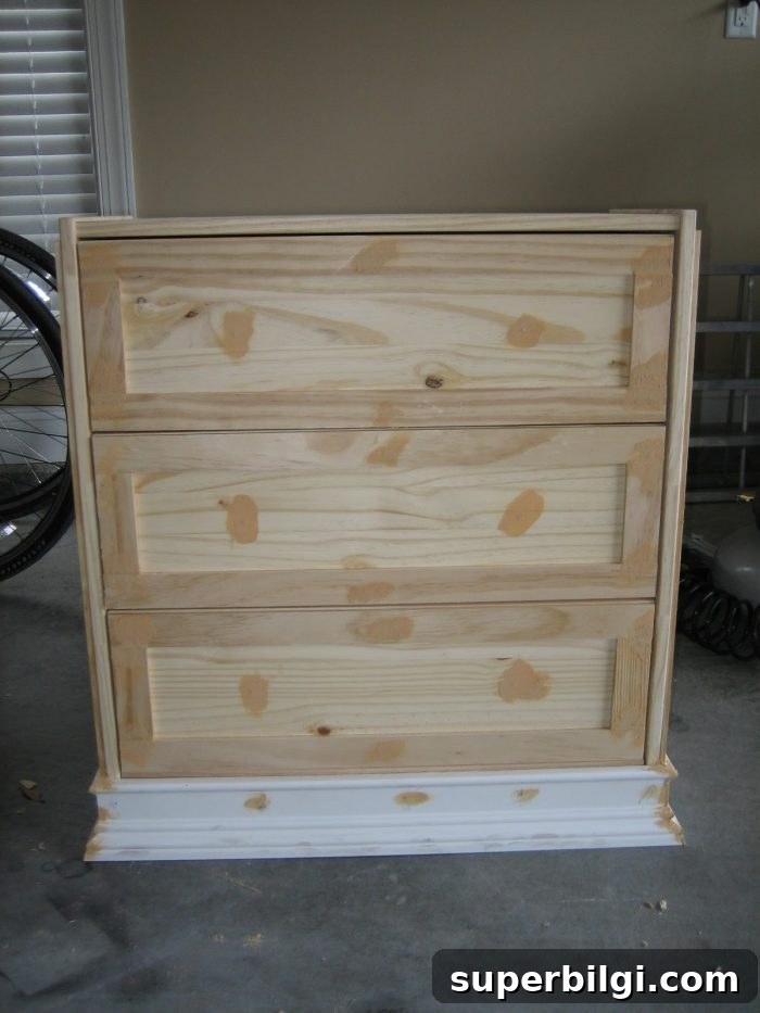 IKEA RAST Nightstand Hack: DIY Stylish Bedroom Makeover 8 Amazing!!! Take a $35 IKEA Rast dresser and a little molding, paint and elbow grease and you'll have a pretty, customized night stand! IKEA Rast Hack Night Stands