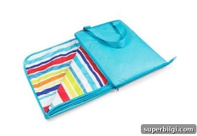 What to Pack for a Beach Day with a Toddler 6 What to Take to the Beach with a Toddler | TheTurquoiseHome.com