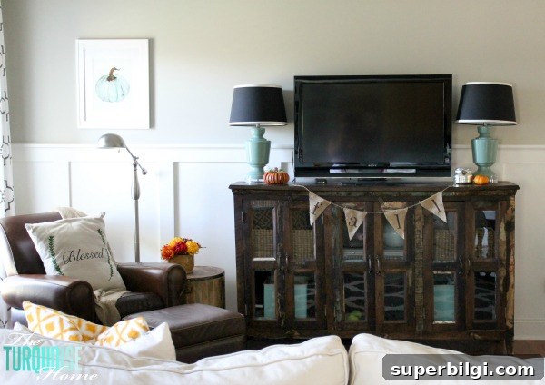 Turquoise and Orange Fall Home Tour: Warm Autumn Decor Ideas 19 Turquoise and Orange Fall Home Tour | TheTurquoiseHome.com