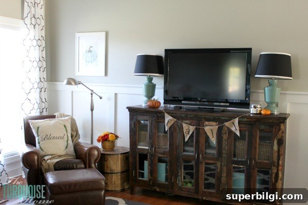 Turquoise and Orange Fall Home Tour: Warm Autumn Decor Ideas 24 Turquoise and Orange Fall Home Tour | TheTurquoiseHome.com