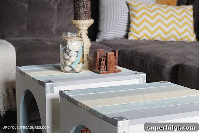 18 DIY Pallet Ideas for Home and Garden 20 Beach Pallet Coffee Table