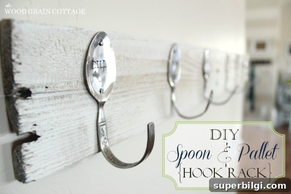 18 DIY Pallet Ideas for Home and Garden 7 Pallet Spoon Hook Rack