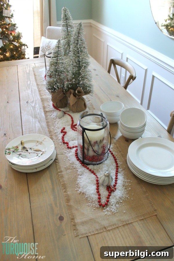 Simple and Rustic Christmas Dining Room | TheTurquoiseHome.com