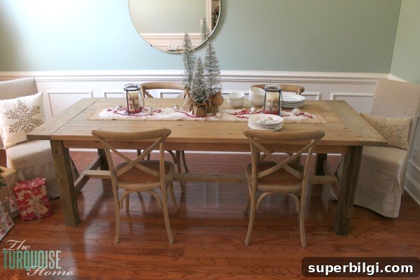 Simple and Rustic Christmas Dining Room | TheTurquoiseHome.com