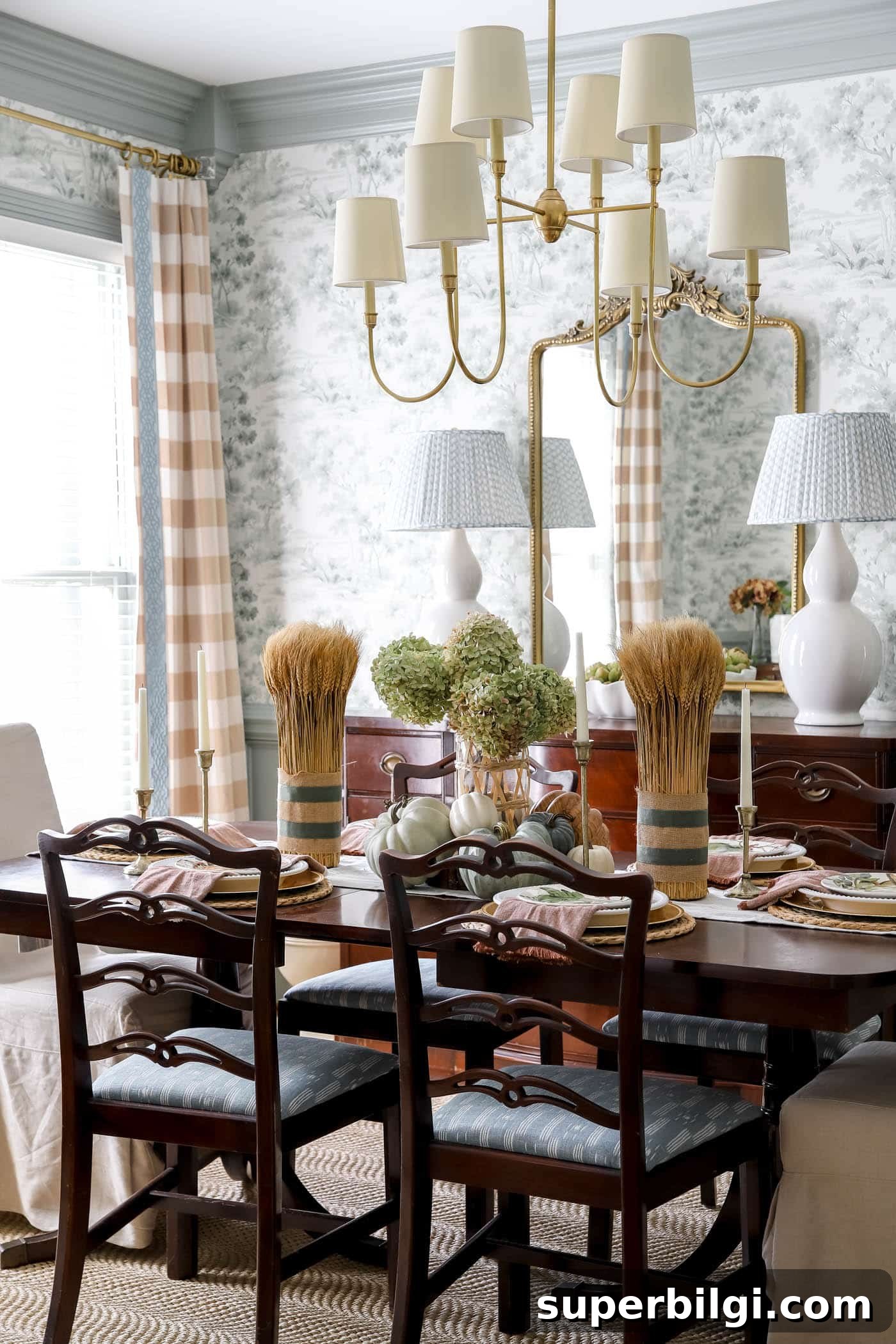 Fall Decorating Ideas to Create a Cozy Home 14 A Fall Table Centerpiece
