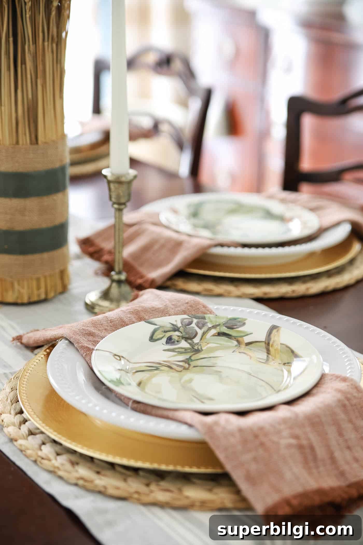 Fall Decorating Ideas to Create a Cozy Home 15 Autumn Pumpkin Salad Plate