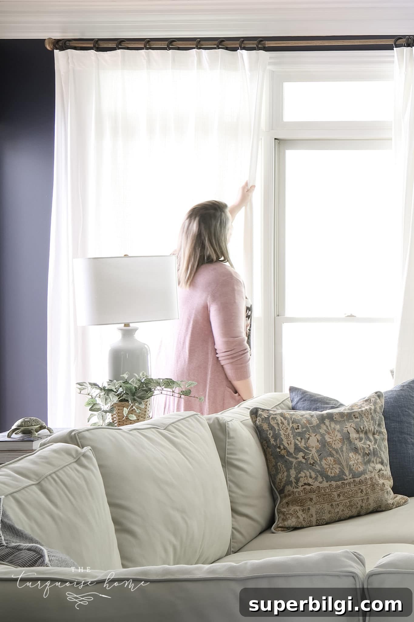 Living Room Curtains: Choosing the Right Style, Size and Fabric 3 extra long curtain rod