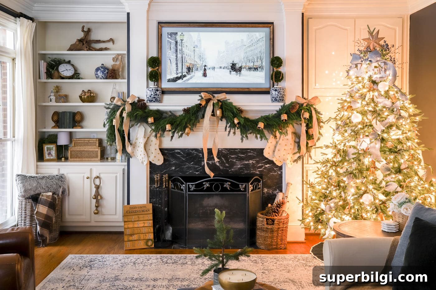 Blue and White Christmas Living Room Decor Ideas 14 Gold, Blue and White Christmas Living Room