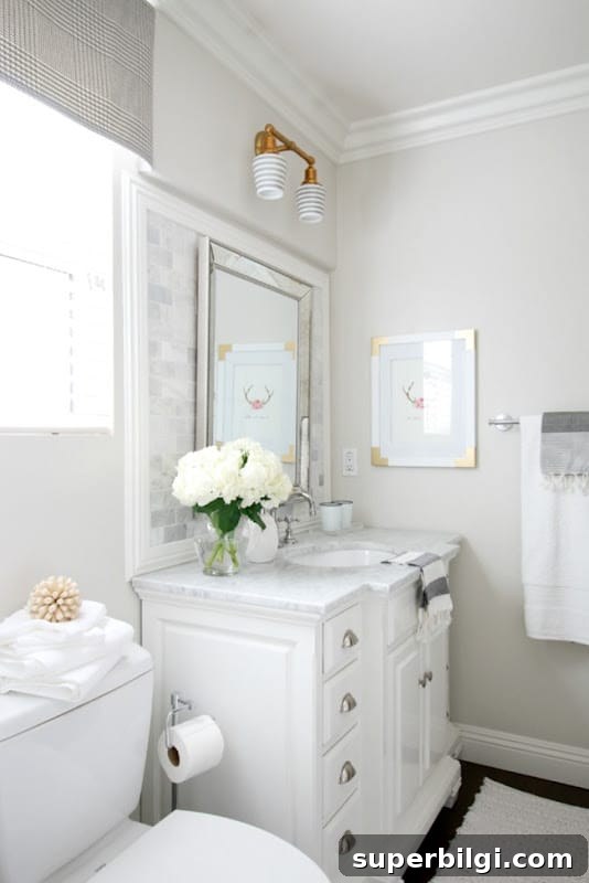 Benjamin Moore Pale Oak OC-20: Warm Greige for Interiors 5 crisp white bathroom with pale oak walls