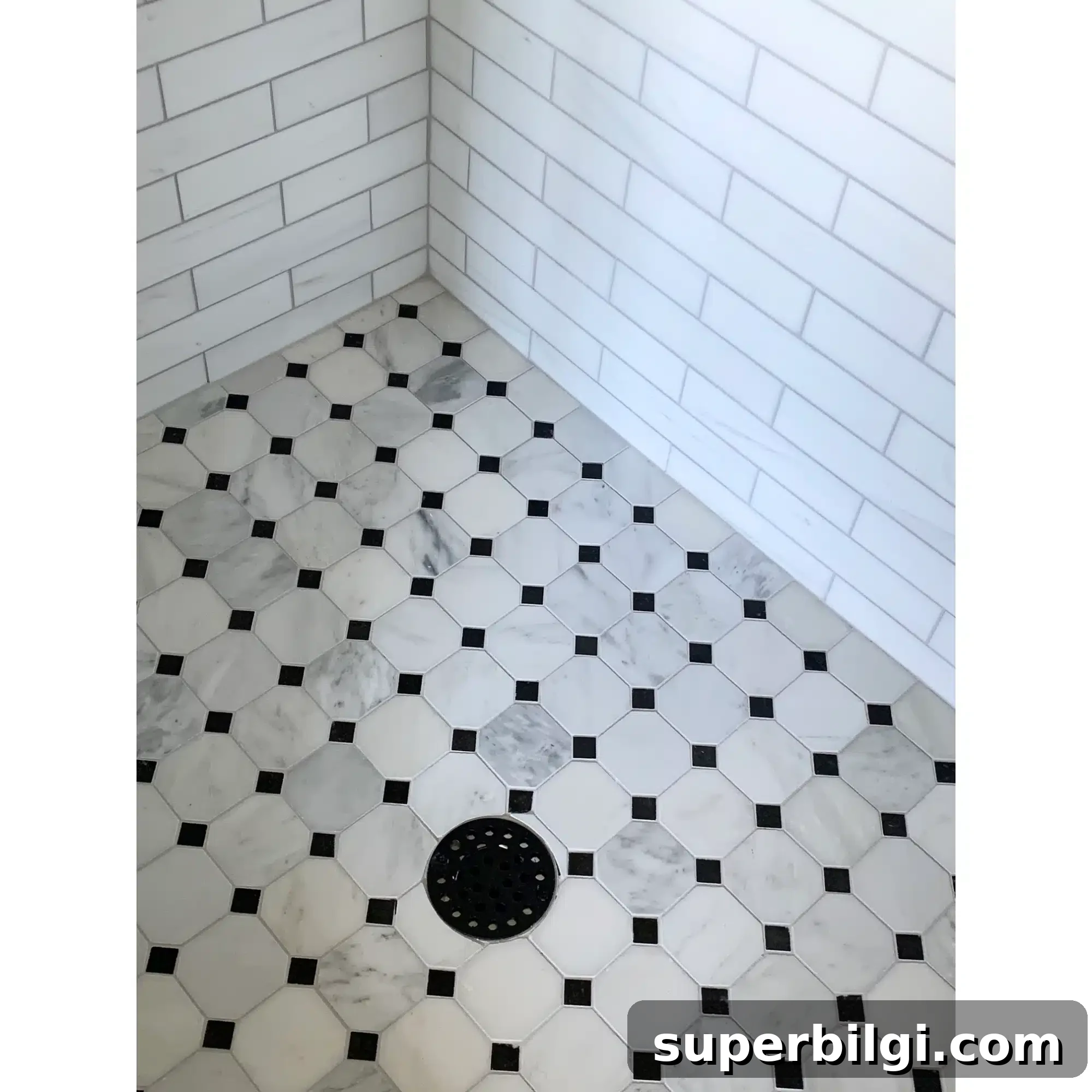 Haneen's Haven mosaic tile in primary bathroom
