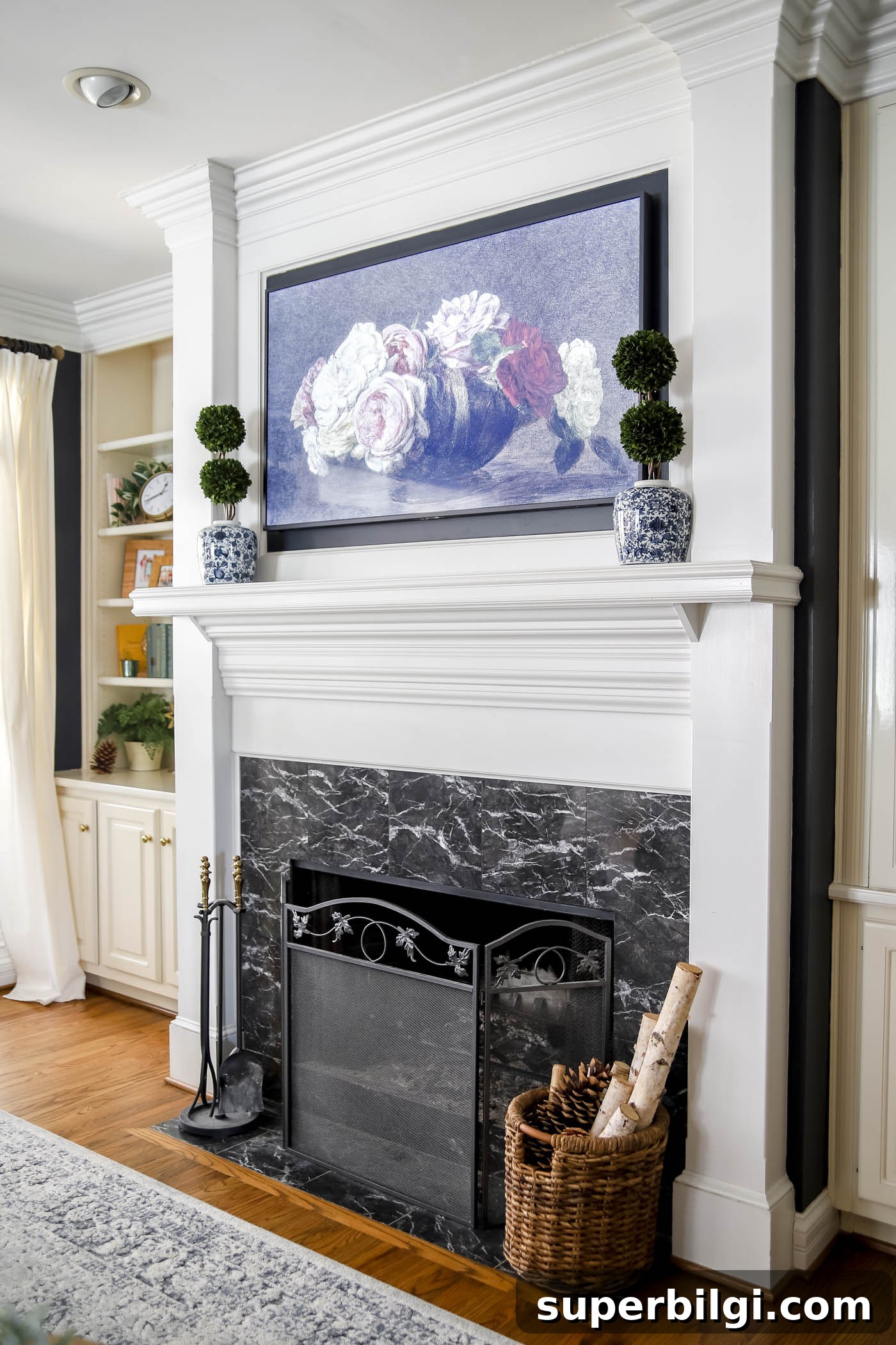 How to Style Ginger Jars for Elegant Home Decor 4 Chinoiserie pots with boxwood topiaries