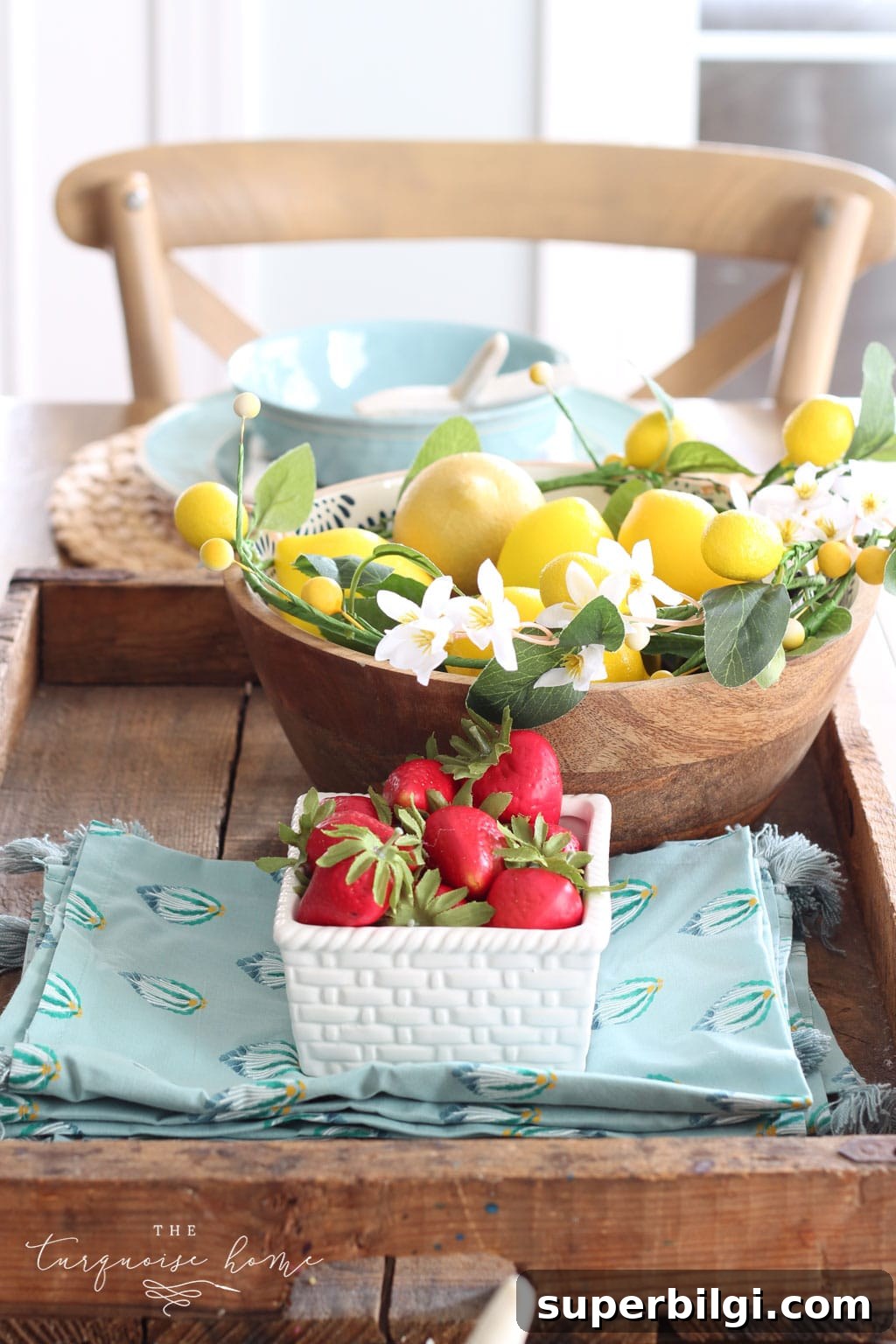 Summer Tablescapes: Stylish Ideas for Outdoor Entertaining 4 Bowls of fruit for summer or spring table decorations.