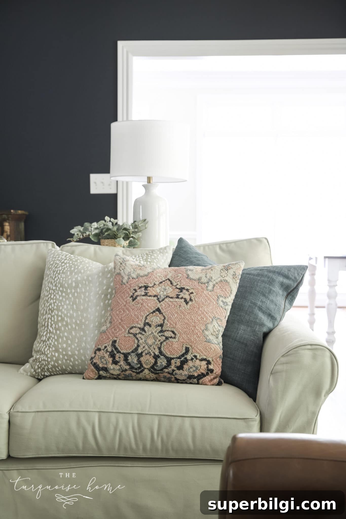 Timeless Home Decor Items That Transform Any Room 6 How to Style Sofa Pillows