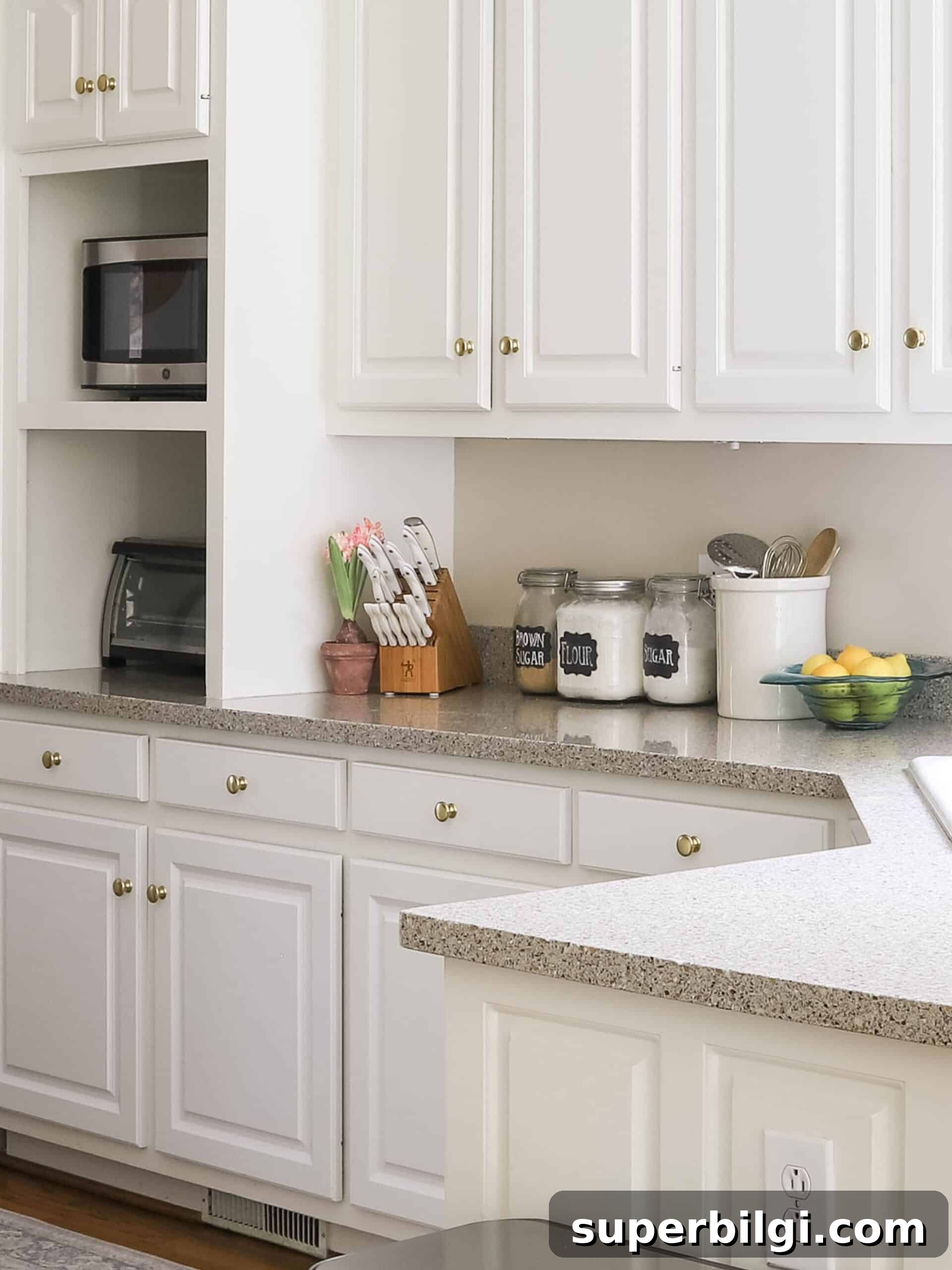 Timeless Home Decor Items That Transform Any Room 10 img 94676 20