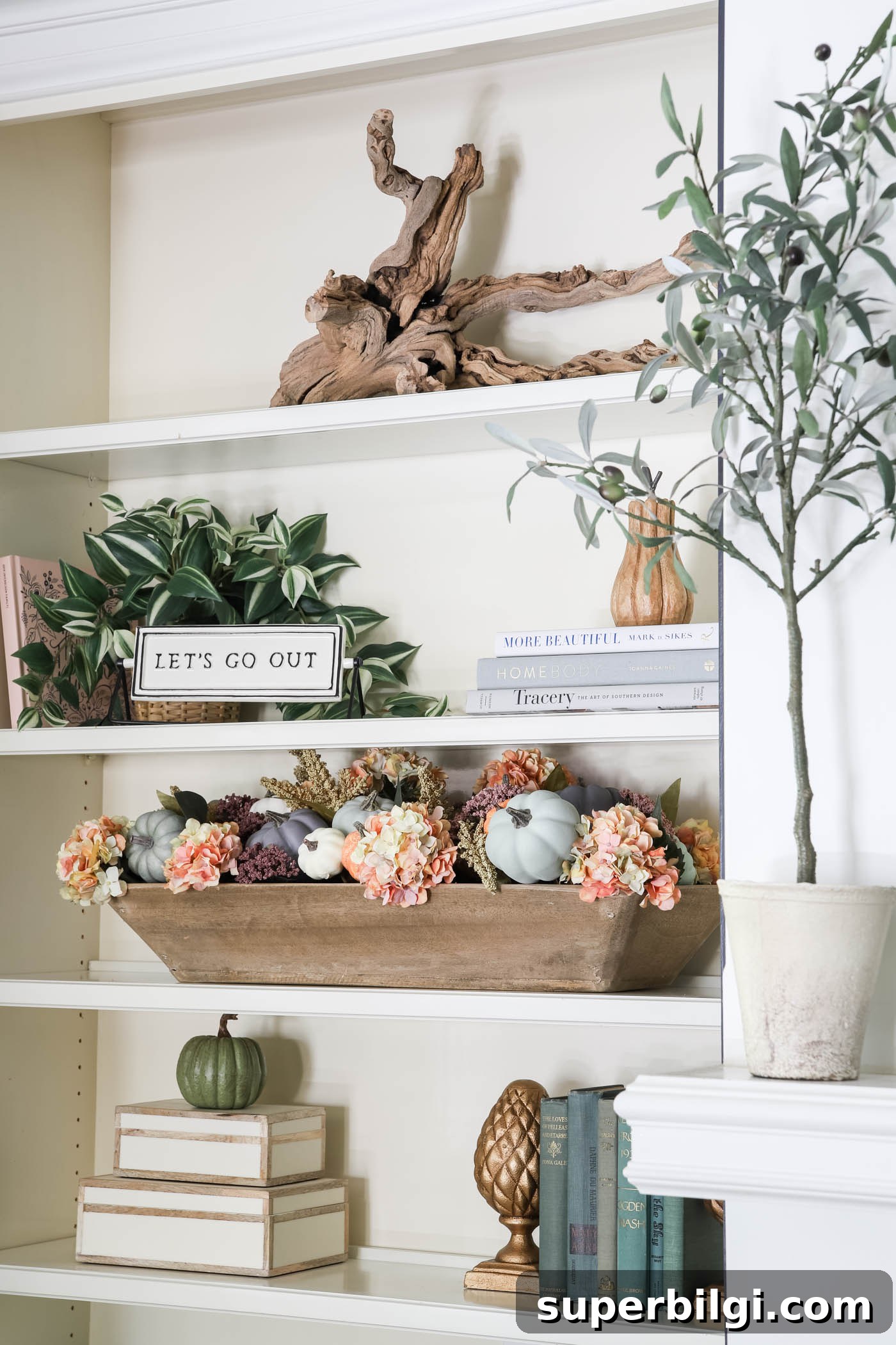 Hydrangea Decorating Ideas: Centerpieces and Bouquets 5 fall bookshelf decor with faux hydrangeas