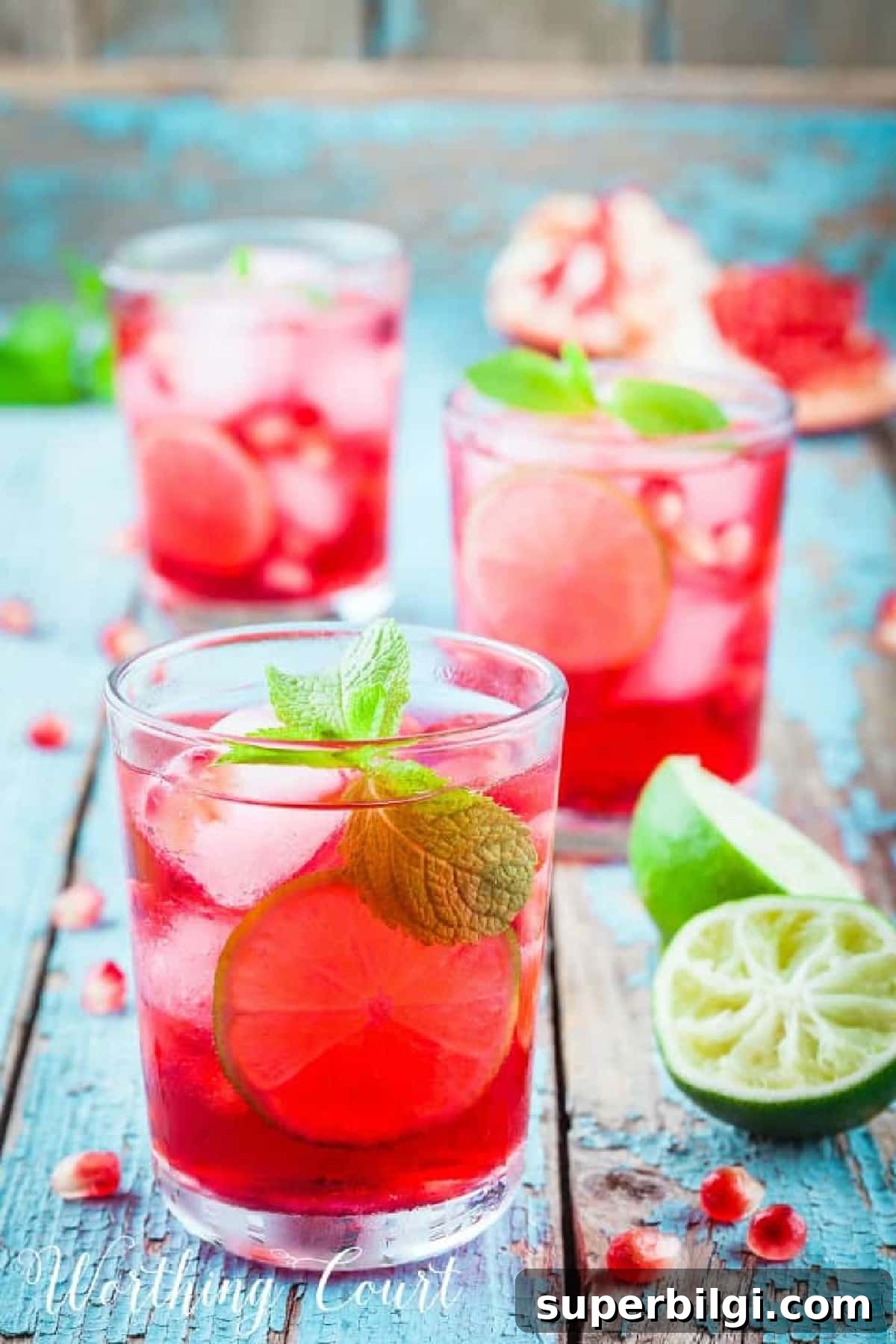 Summer Entryway Style, Faux Flower Fixes and a Light Summer Sip 12 A Refreshing Low Calorie Drink - Pomegranate Lemonade from Worthing Court