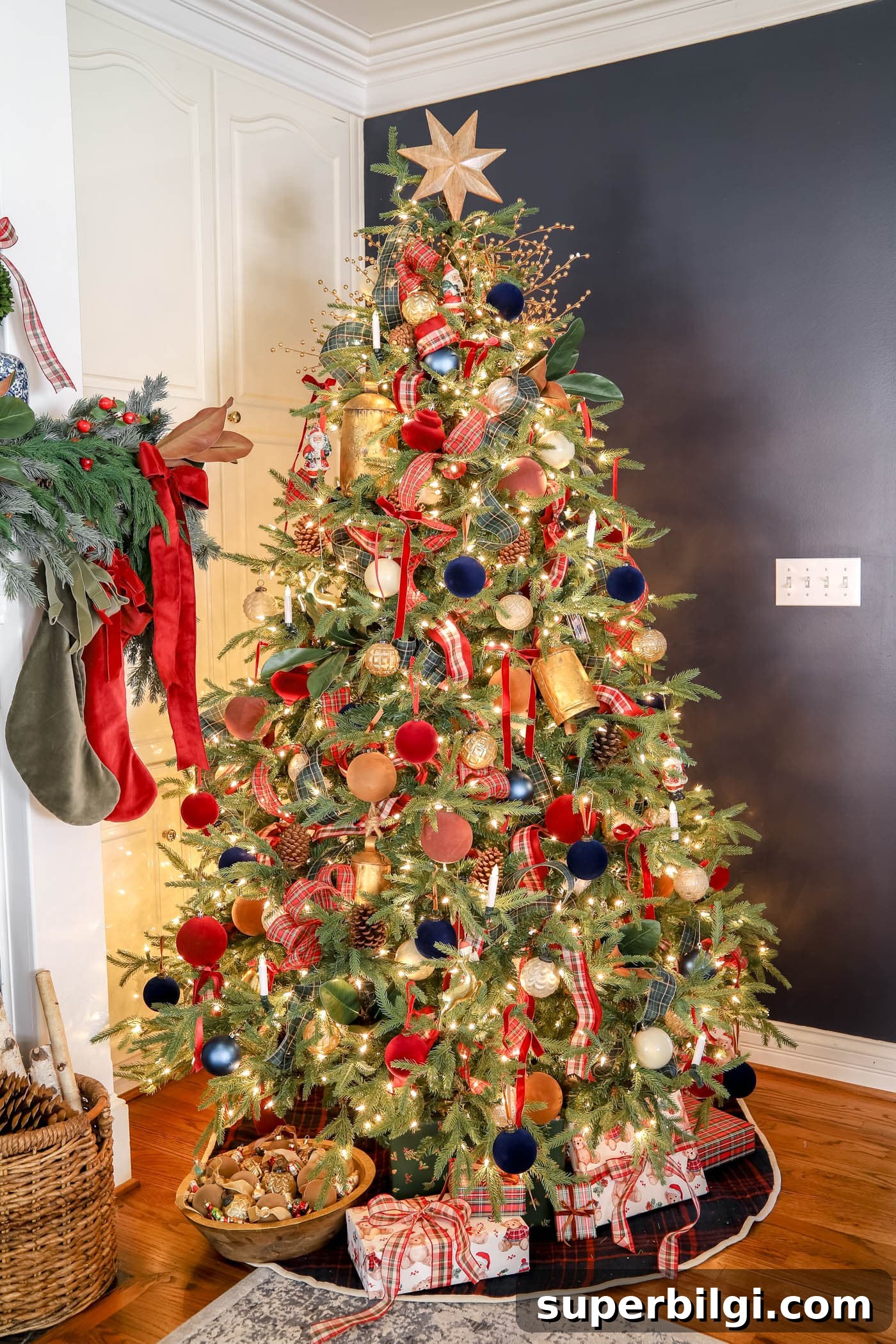 Ralph Lauren Christmas tree decor