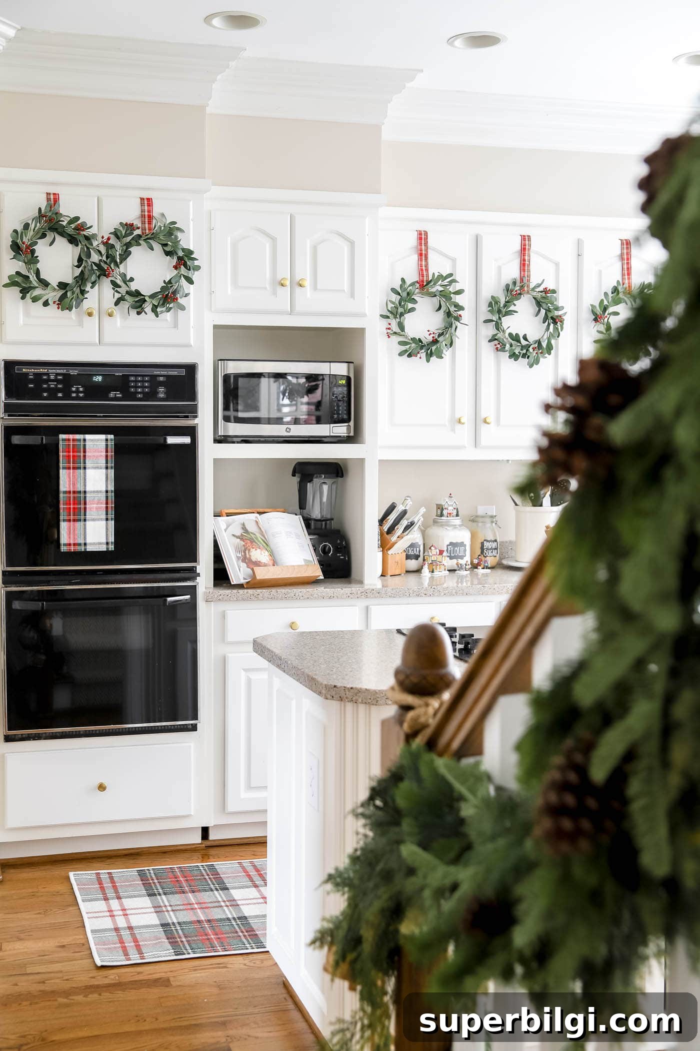 How To Display Kitchen Cabinet Wreaths