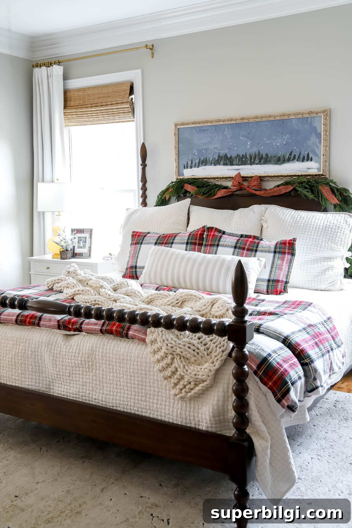 Elegant Holiday Decor: Christmas Coffee Bars and Cozy Bedrooms 8 primary bedroom Christmas decor ideas