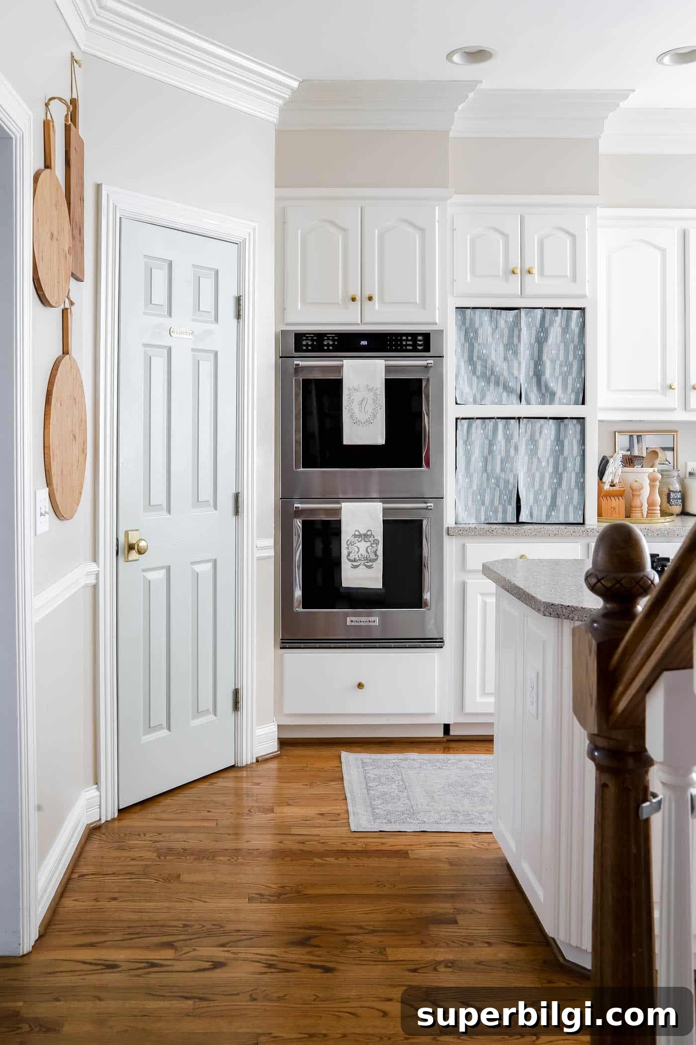 clean and minimally decorated winter kitchen decor.