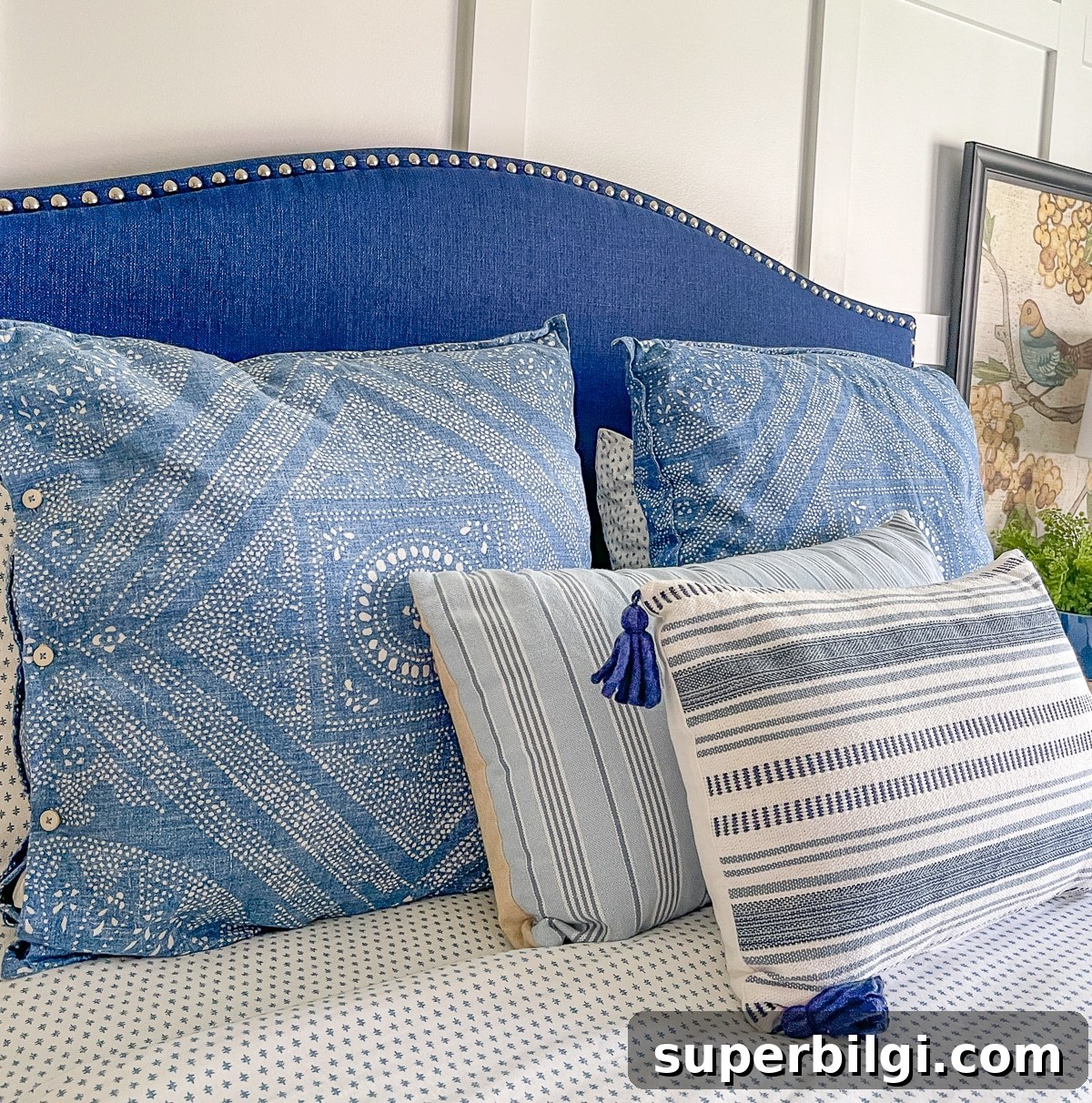 Spring Kitchen Colors, Cozy Bedroom Makeovers and Decor Tips 10 cottage core bedroom makeover with blue pillows