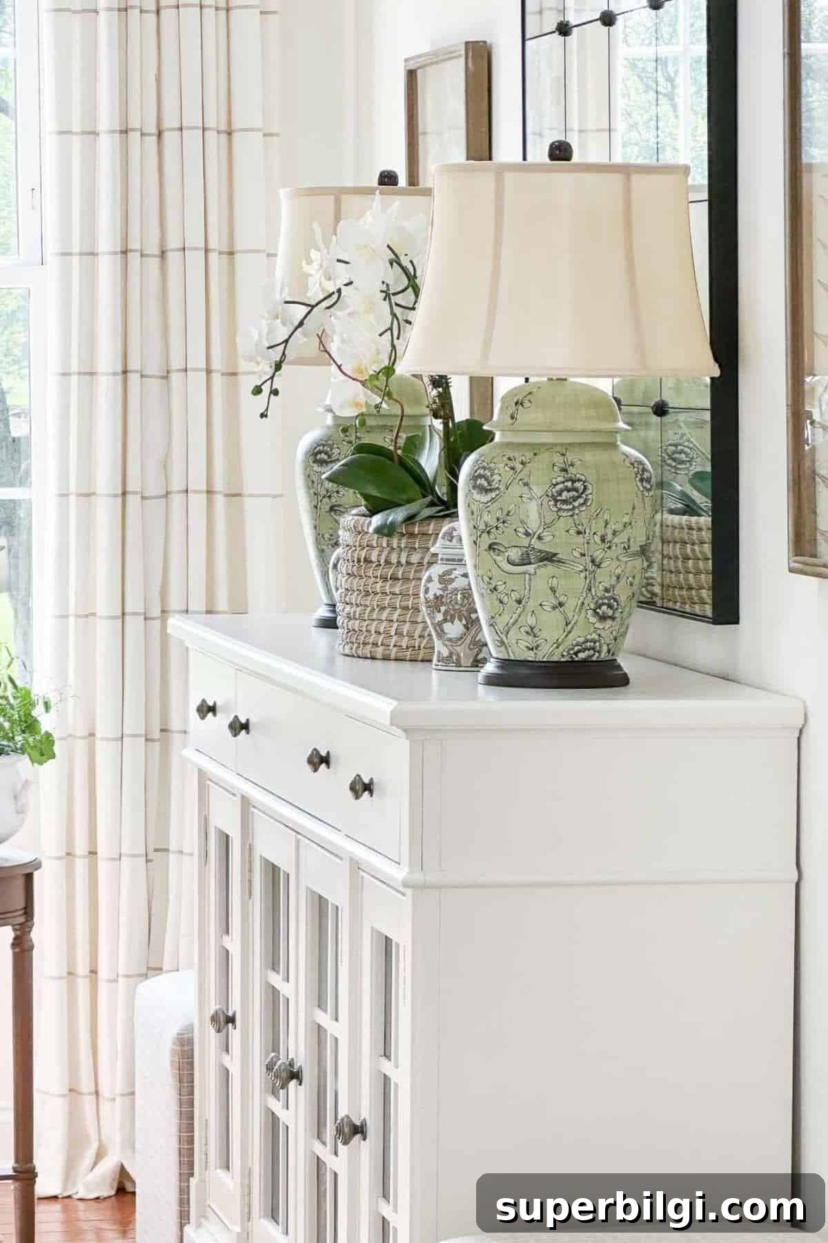 Smart Mudroom Ideas and Quick Decor Fixes to Add Home Personality 12 white dresser with chinoiserie lamps on top.