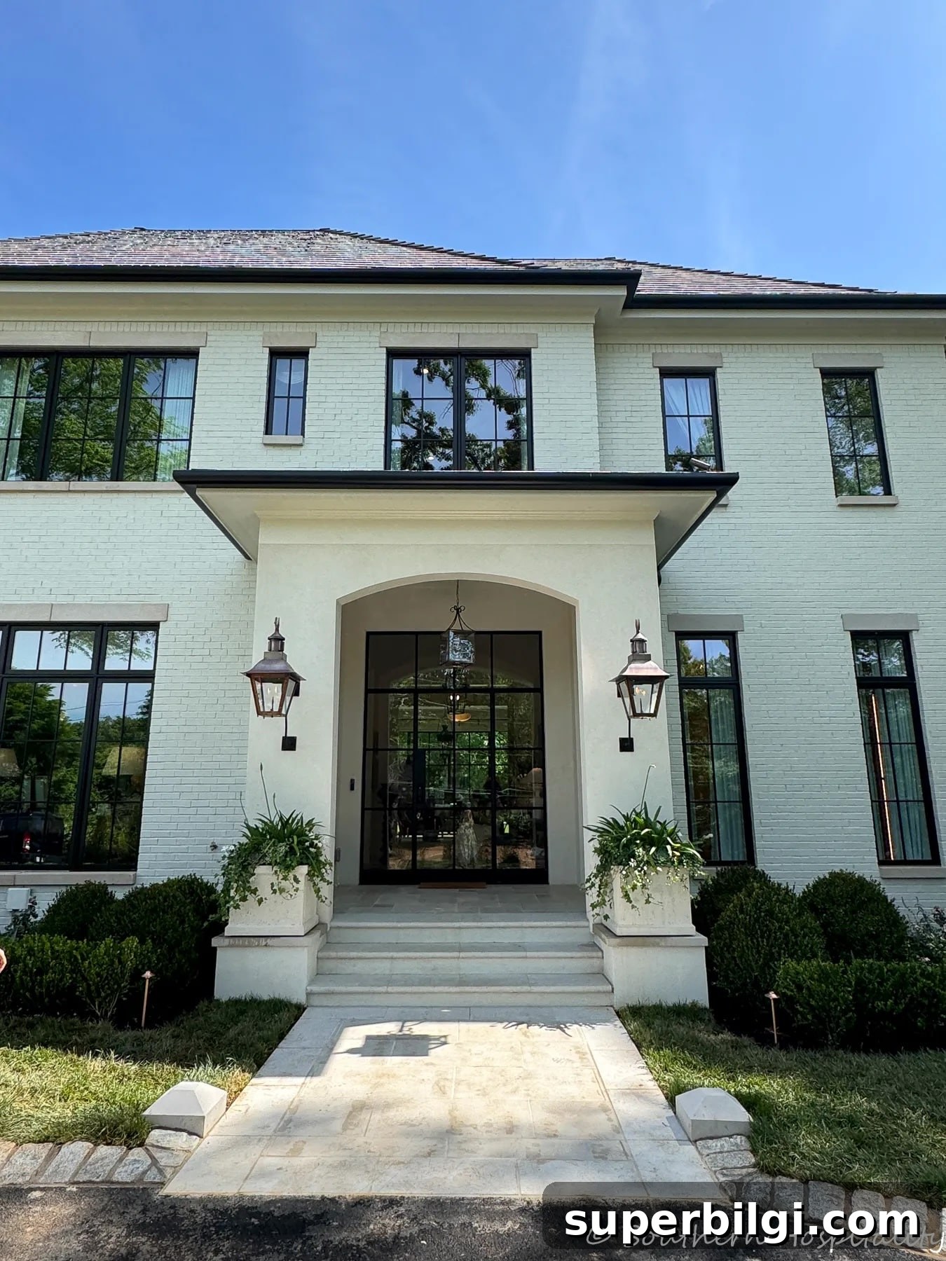 Summer Entryway Makeover: Garden Ideas and Coffee Table Decor 12 Atlanta Southeastern Showhouse Spring 2026