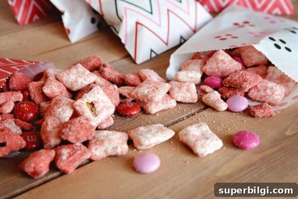 14 Irresistible Valentine's Day Desserts 12 Valentine-Puppy-Chow-Mix-740x494